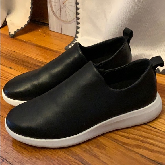 Aldo Slip Ons - Picture 2 of 4